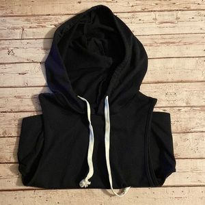 Sleeveless hoodie